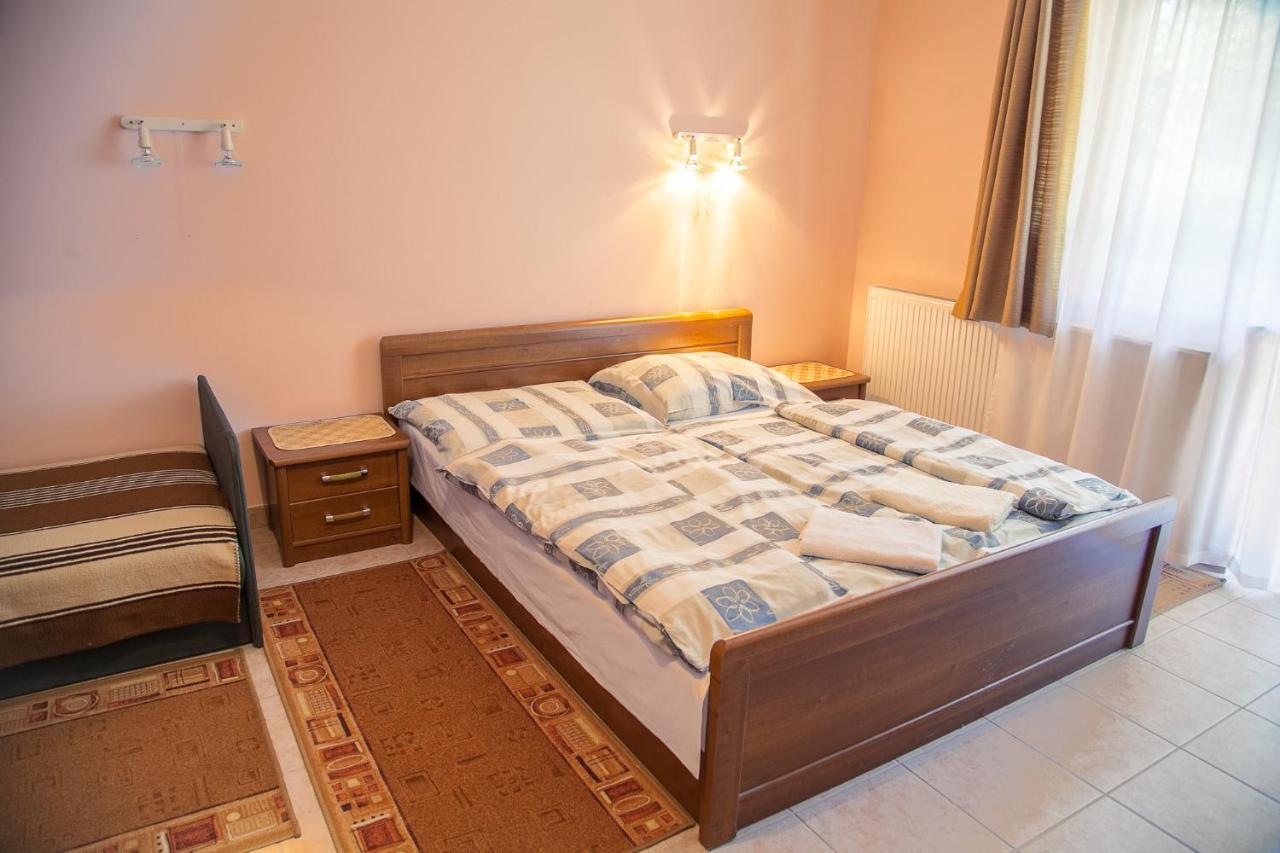 Izabella Panzio Bed and Breakfast Hajdúszoboszló Εξωτερικό φωτογραφία