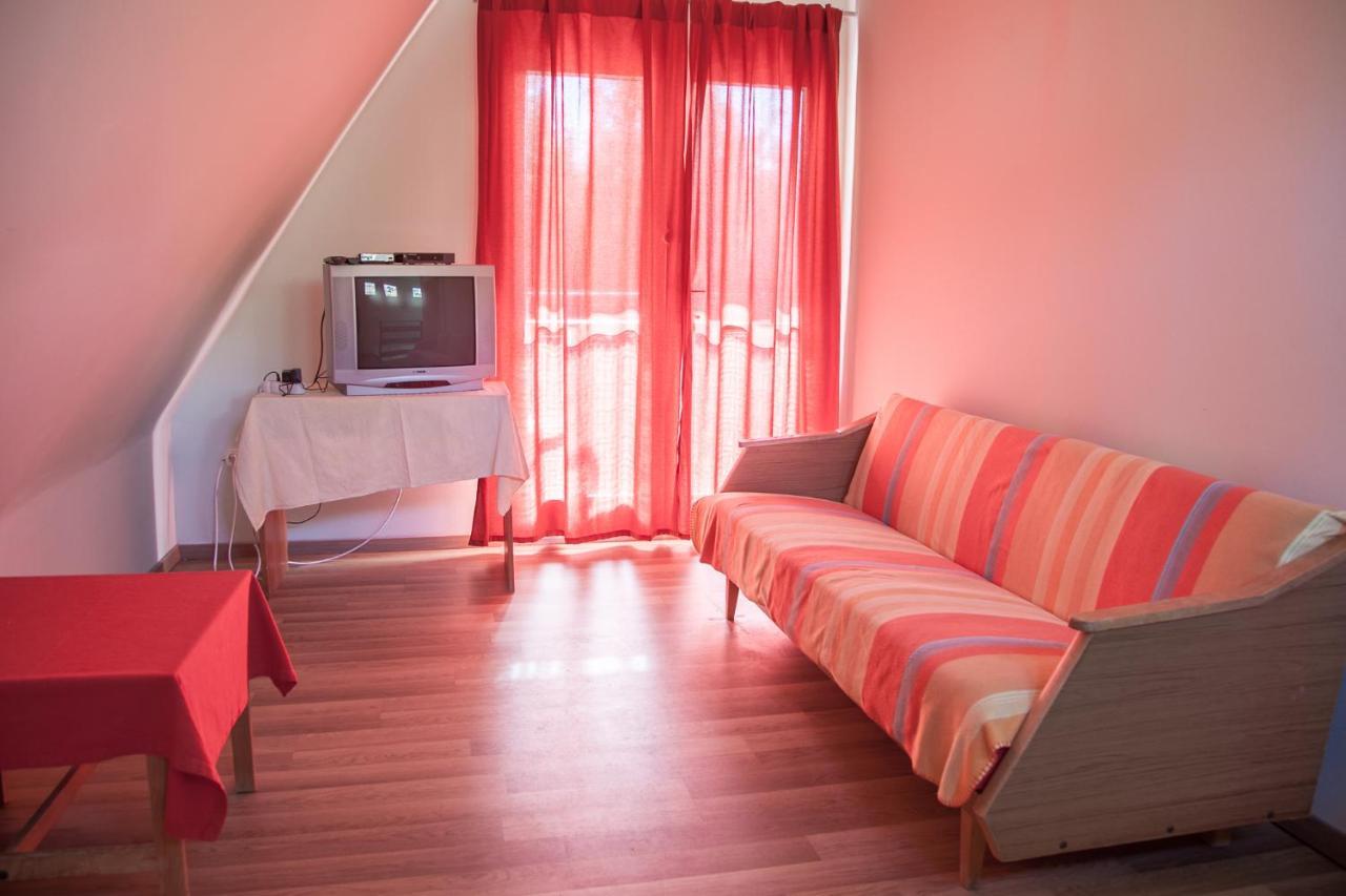 Izabella Panzio Bed and Breakfast Hajdúszoboszló Εξωτερικό φωτογραφία