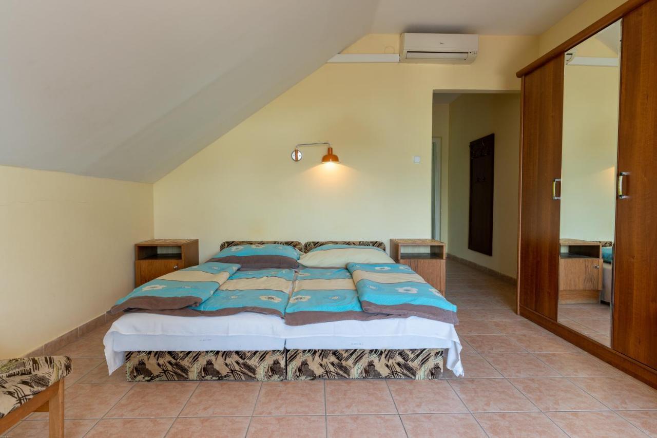 Izabella Panzio Bed and Breakfast Hajdúszoboszló Εξωτερικό φωτογραφία