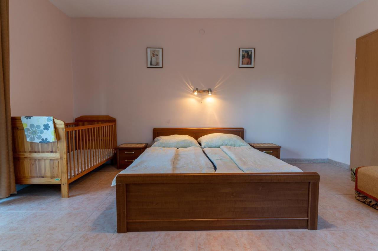 Izabella Panzio Bed and Breakfast Hajdúszoboszló Εξωτερικό φωτογραφία