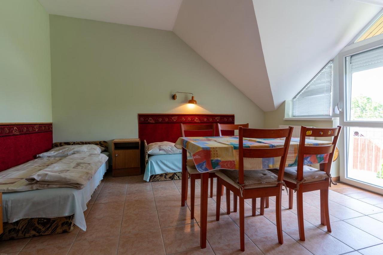 Izabella Panzio Bed and Breakfast Hajdúszoboszló Εξωτερικό φωτογραφία