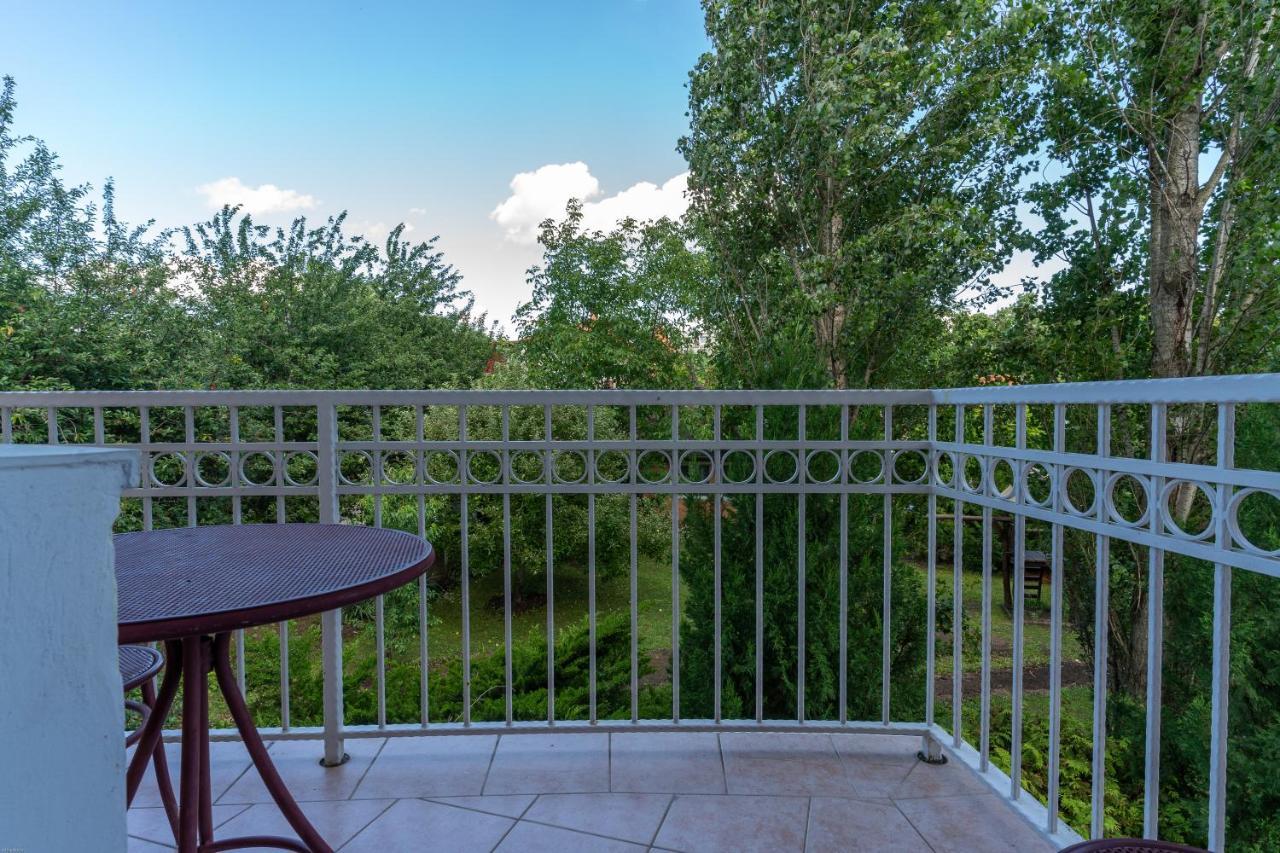 Izabella Panzio Bed and Breakfast Hajdúszoboszló Εξωτερικό φωτογραφία
