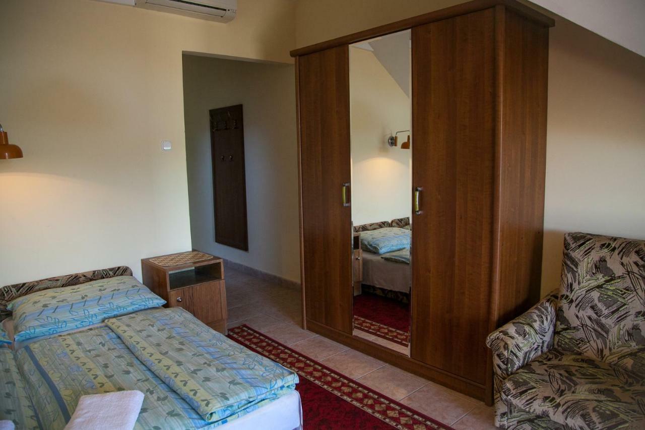 Izabella Panzio Bed and Breakfast Hajdúszoboszló Εξωτερικό φωτογραφία